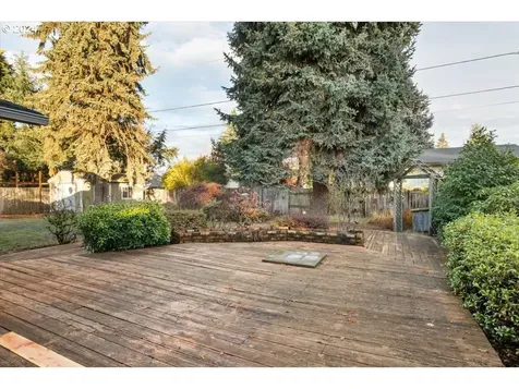2743 Tulip Street Eugene OR 97408