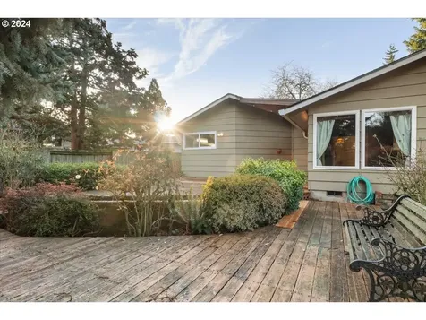 2743 Tulip Street Eugene OR 97408
