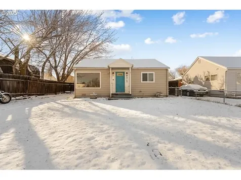 672 E Hurlburt Avenue Hermiston OR 97838