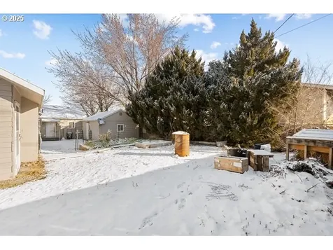 672 E Hurlburt Avenue Hermiston OR 97838