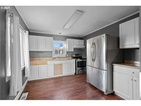 672 E Hurlburt Avenue Hermiston OR 97838