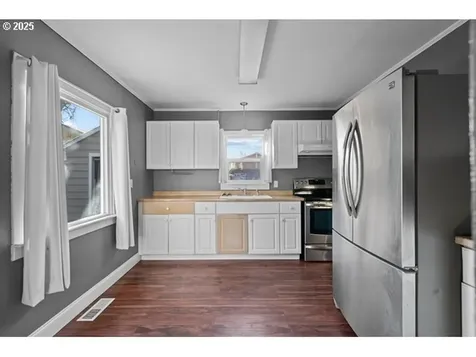 672 E Hurlburt Avenue Hermiston OR 97838