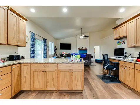 1851 NE Alameda Avenue Roseburg OR 97470