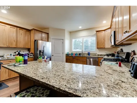 1851 NE Alameda Avenue Roseburg OR 97470