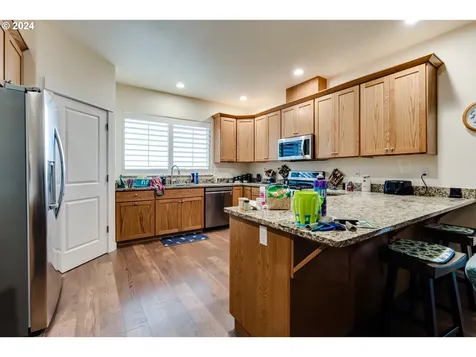 1851 NE Alameda Avenue Roseburg OR 97470