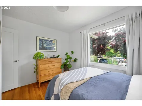 7136 N Boston Avenue Portland OR 97217