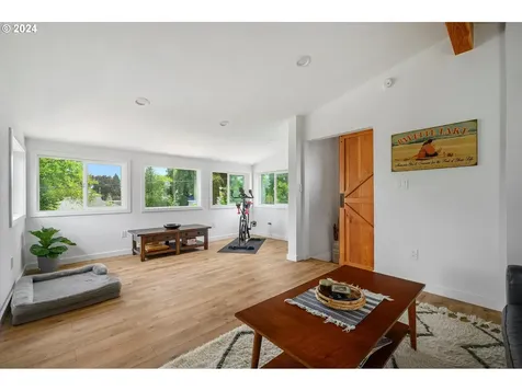 7136 N Boston Avenue Portland OR 97217