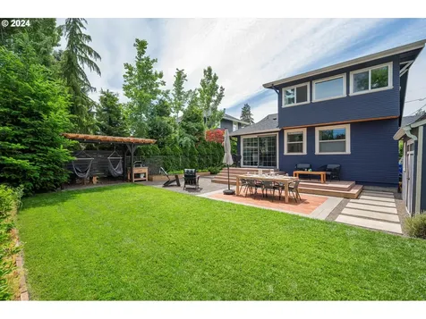 7136 N Boston Avenue Portland OR 97217