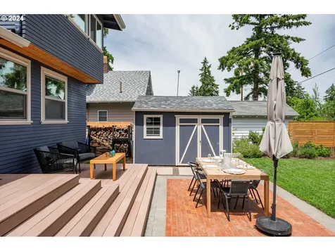 7136 N Boston Avenue Portland OR 97217