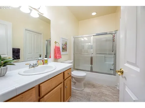 50 Magnolia Drive Creswell OR 97426