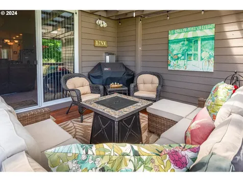 50 Magnolia Drive Creswell OR 97426