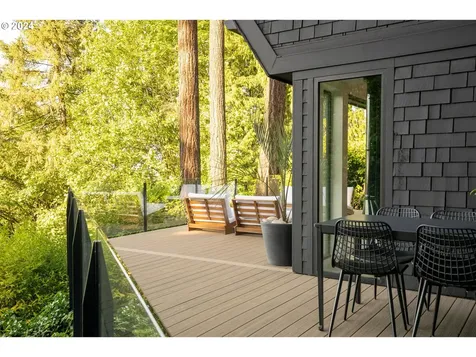 1803 S Comus Street Portland OR 97219
