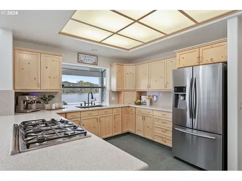 110 S Pekin Road Woodland WA 98674