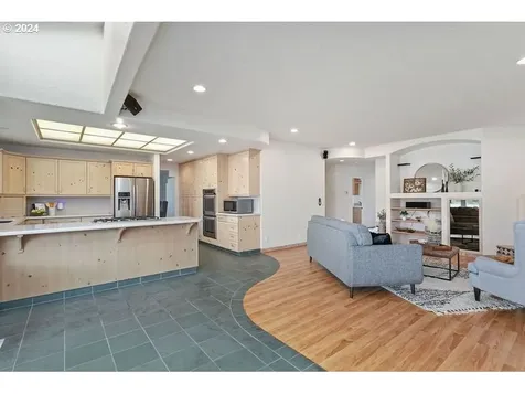 110 S Pekin Road Woodland WA 98674