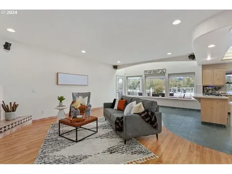 110 S Pekin Road Woodland WA 98674
