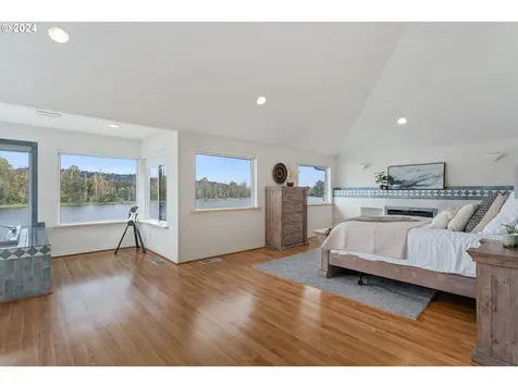 110 S Pekin Road Woodland WA 98674