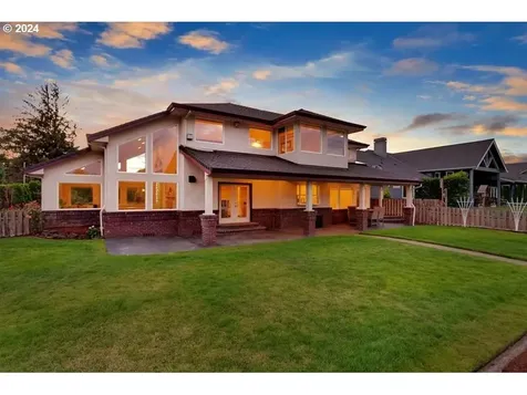 110 S Pekin Road Woodland WA 98674