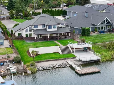 110 S Pekin Road Woodland WA 98674