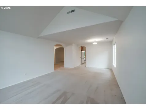 3108 N Homewood Court Newberg OR 97132