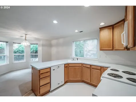 3108 N Homewood Court Newberg OR 97132