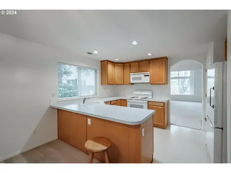 3108 N Homewood Court Newberg OR 97132
