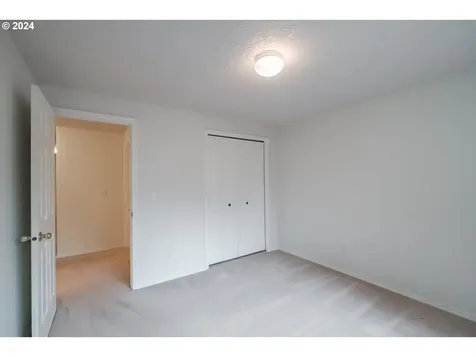 3108 N Homewood Court Newberg OR 97132