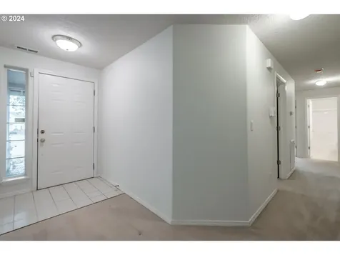 3108 N Homewood Court Newberg OR 97132