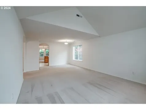 3108 N Homewood Court Newberg OR 97132