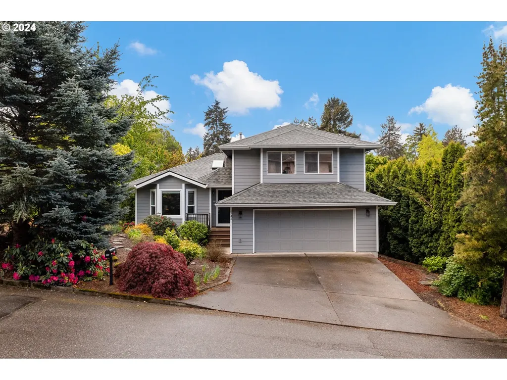 5742 Sw Huddleson Street Portland OR 97219