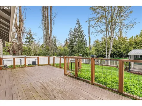 1021 Ne Meadow Drive Portland OR 97211