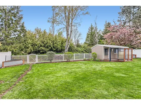 1021 Ne Meadow Drive Portland OR 97211
