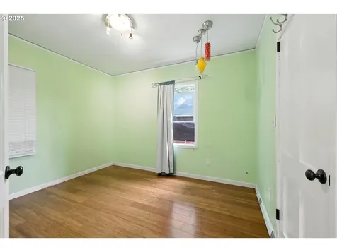 1611 NE 102nd Avenue Portland OR 97220
