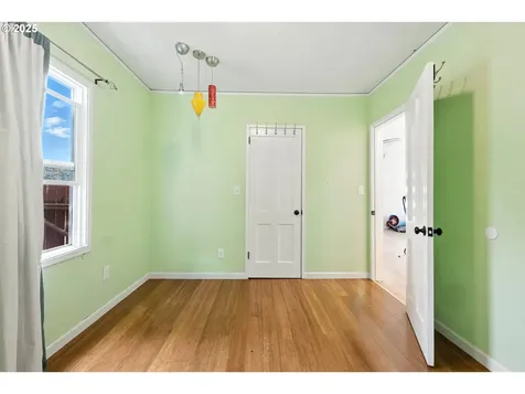 1611 NE 102nd Avenue Portland OR 97220