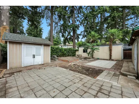 1611 NE 102nd Avenue Portland OR 97220