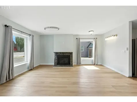 1611 NE 102nd Avenue Portland OR 97220