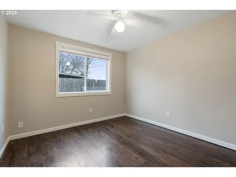703 Nw 16th Street Battle Ground WA 98604