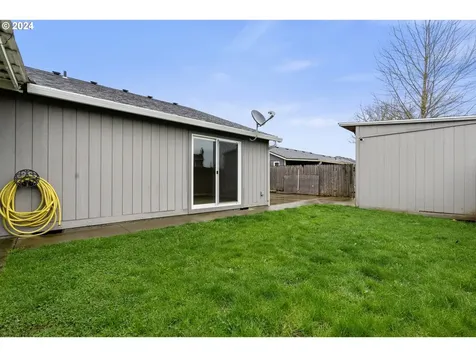 703 Nw 16th Street Battle Ground WA 98604