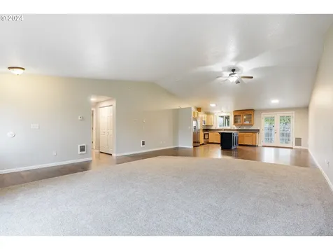 703 Nw 16th Street Battle Ground WA 98604