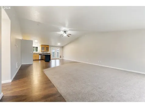 703 Nw 16th Street Battle Ground WA 98604