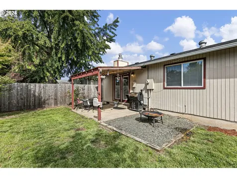 755 Alder Street Junction City OR 97448