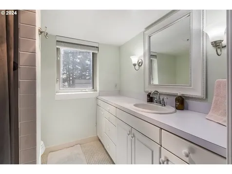 7730 Sw Maple Drive Portland OR 97225