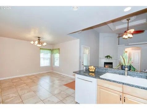 2393 Nw Shadden Drive Mcminnville OR 97128