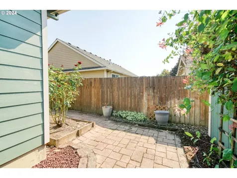 2393 Nw Shadden Drive Mcminnville OR 97128
