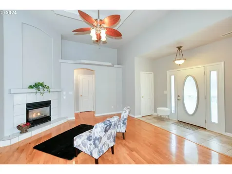 2393 Nw Shadden Drive Mcminnville OR 97128