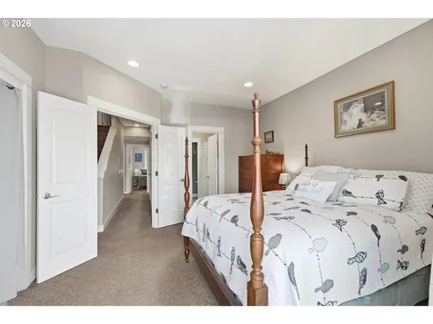 120 N 3rd Avenue Rockaway Beach OR 97136