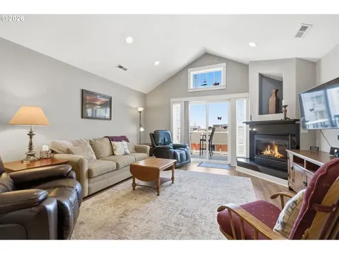 120 N 3rd Avenue Rockaway Beach OR 97136