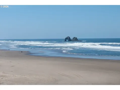 120 N 3rd Avenue Rockaway Beach OR 97136