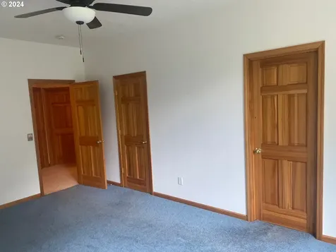 603 Ridgeview Court Hood River OR 97031