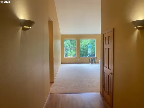 603 Ridgeview Court Hood River OR 97031
