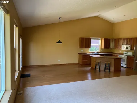 603 Ridgeview Court Hood River OR 97031